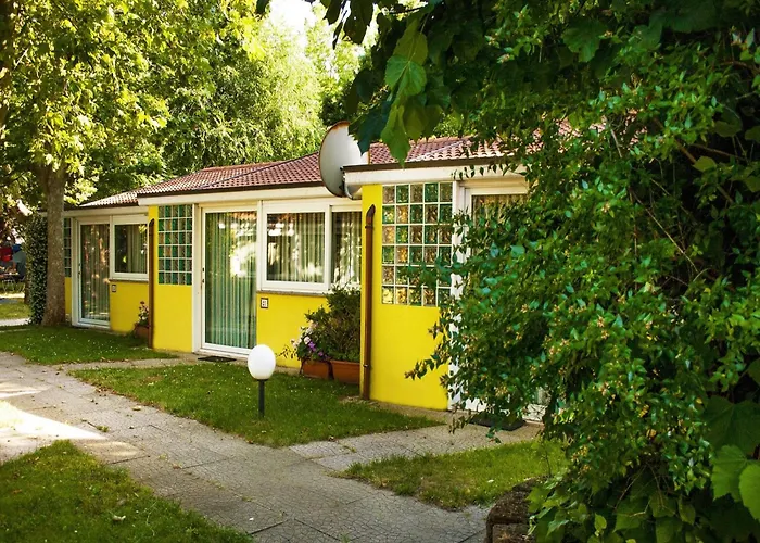 Villaggio Delle Rose - *