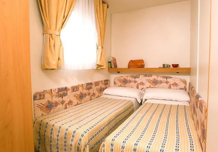 Villaggio Delle Rose - *